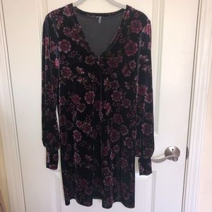 Long Sleeve Velvet Dress
